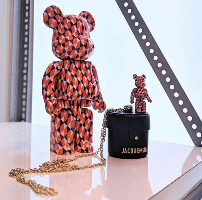 美国代购Jacquemus包19SS Le Vanity 金属链条零钱包mini 水桶包|msdalam kategori Beg kulit/wanita/beg lelaki, beg Ms. - dari Buy2taobao.com untuk memberikan perkhidmatan ejen Taobao profesional membeli