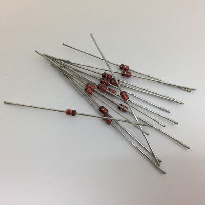 稳压管二极管 BZX85C15 1W 15V DO-35