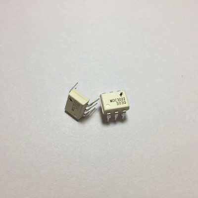 三极管 直插 全新原装 MOC3022 DIP-6 三端双向可控硅 实图拍摄