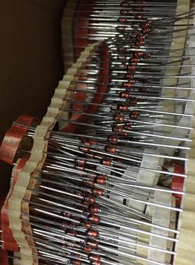 BZX85-C13 全新原装进口 13V DO-41直插玻璃封装 BZX85C13-TAP