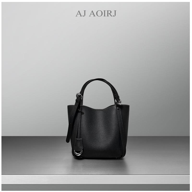 AJAOIRJ高级感真皮菜篮子水桶包