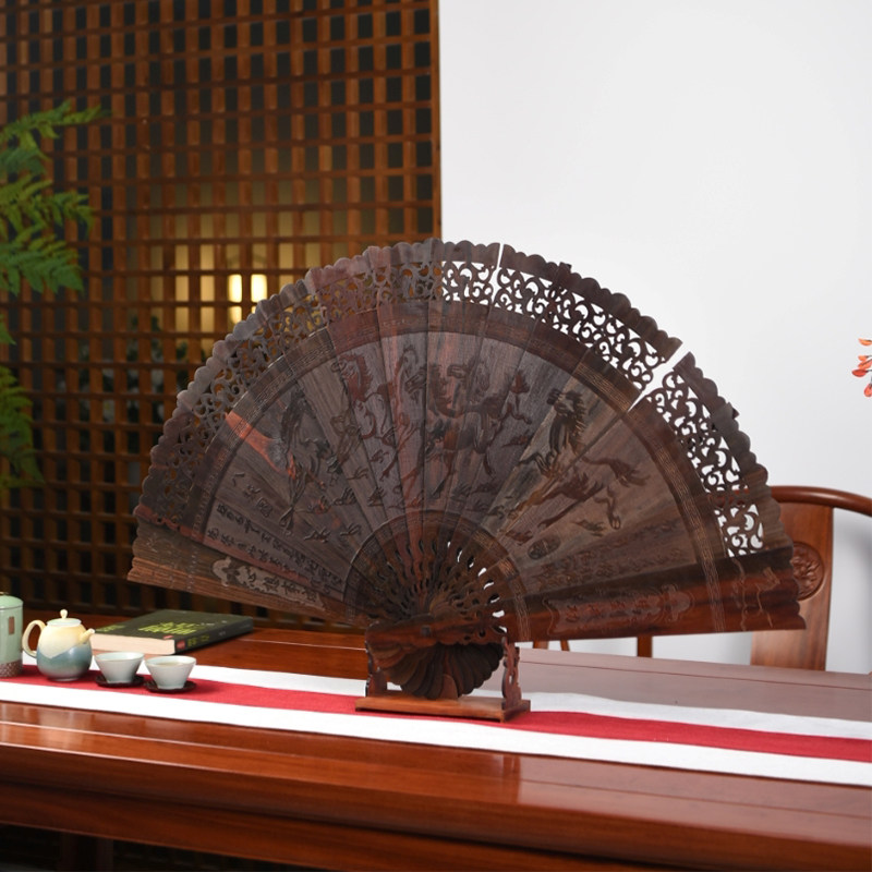 大红酸枝马到成功扇子红木满雕八骏图摆扇实木客厅书房摆件扇子