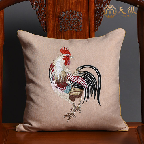 天纵楠木刨花公鸡抱枕