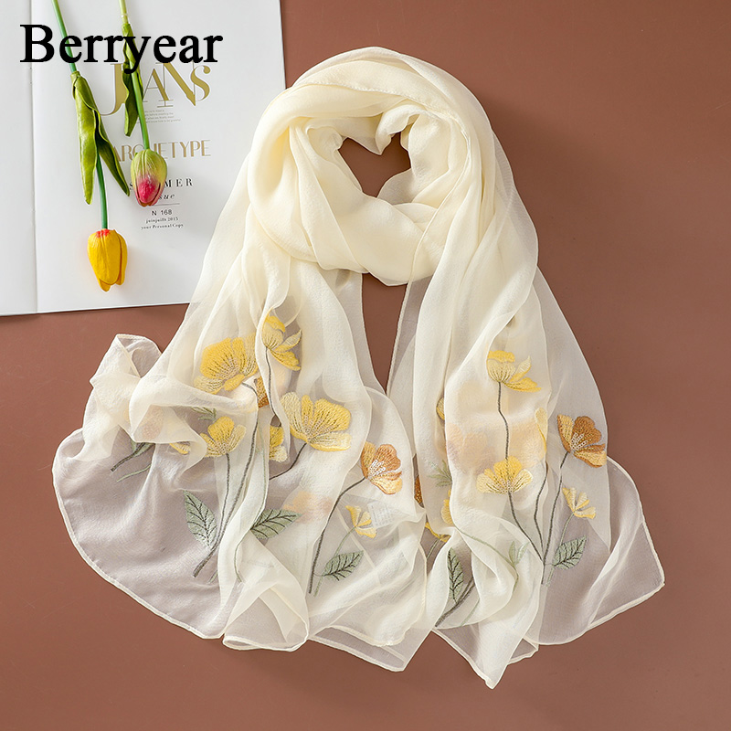 奶白色真丝丝巾女春秋百搭高档刺绣长款桑蚕丝围巾薄纱巾披肩2025