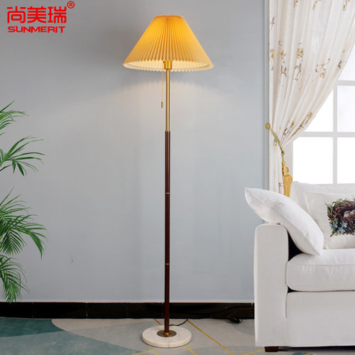 北欧落地灯百褶日系复古立式台灯卧室ins风现代客厅vintage网红木