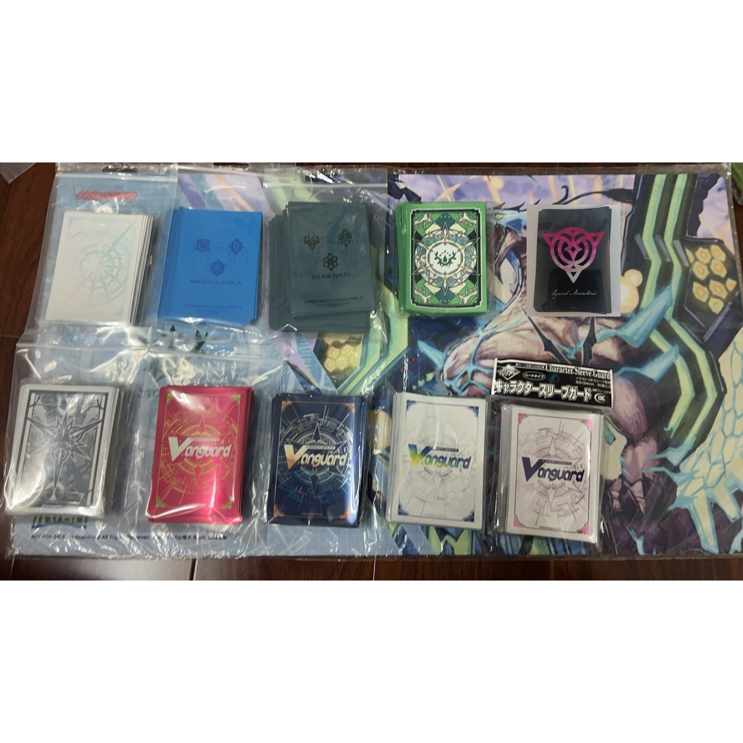 卡片战斗先导者vg官方logo卡套1。4张一组起售