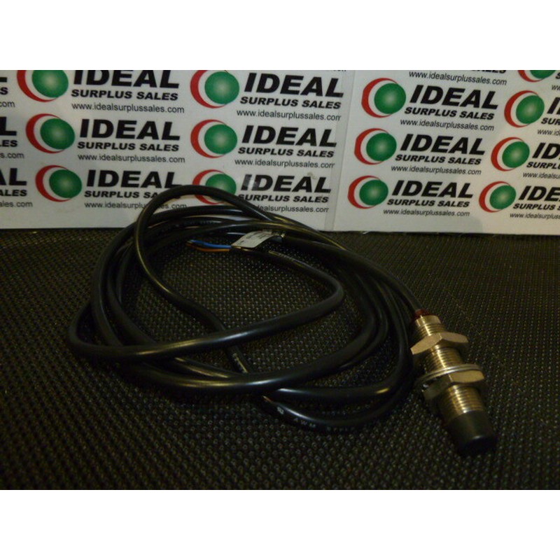 Allen Bradley 872CDH4NP12E5 Proximity Sensor - New No Box