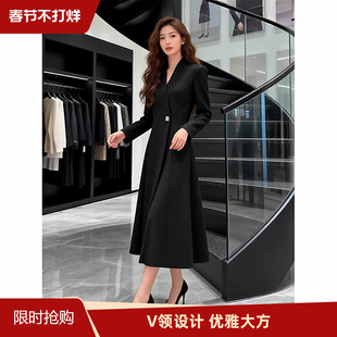 春季新款大码女装外套风衣式长袖连衣裙高级感胖MM显瘦V领长裙子