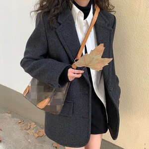 大码女装通勤复古毛呢西装夹棉加厚外套2025秋冬新款胖MM短款风衣
