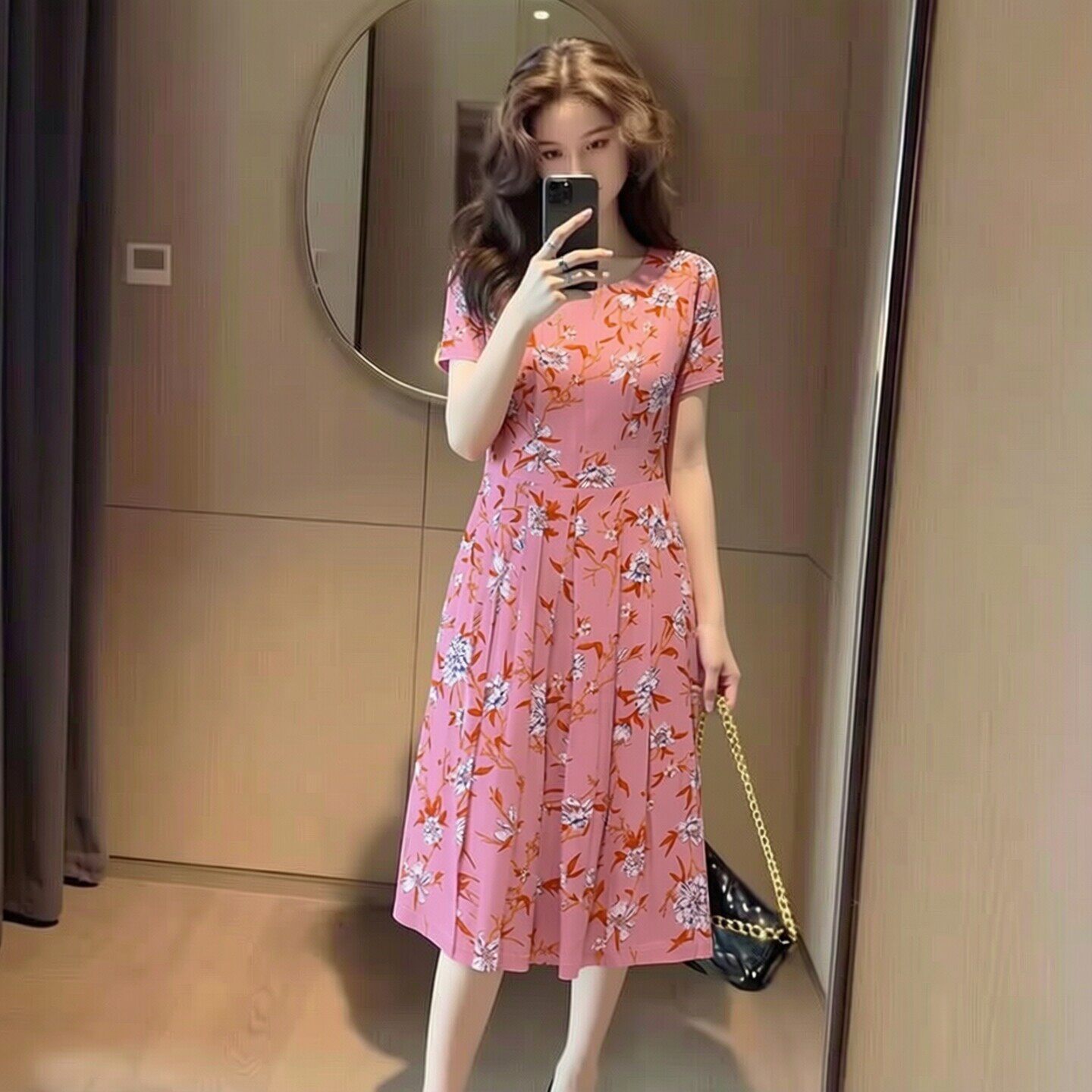 法式温柔风碎花人造棉绸连衣裙女夏大码百褶收腰显瘦中长气质口袋