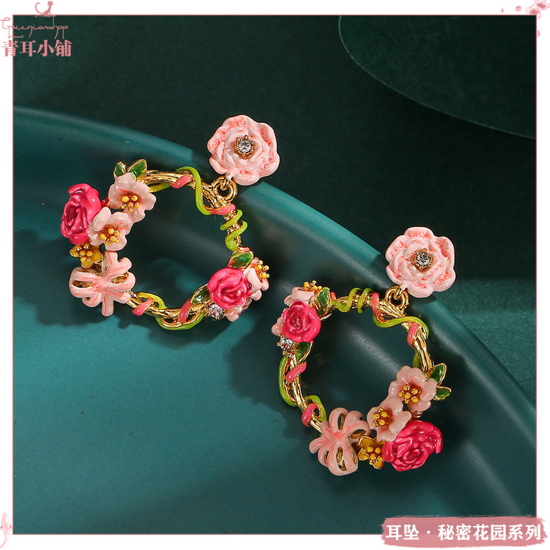 珐琅彩釉粉色玫瑰花环耳坠