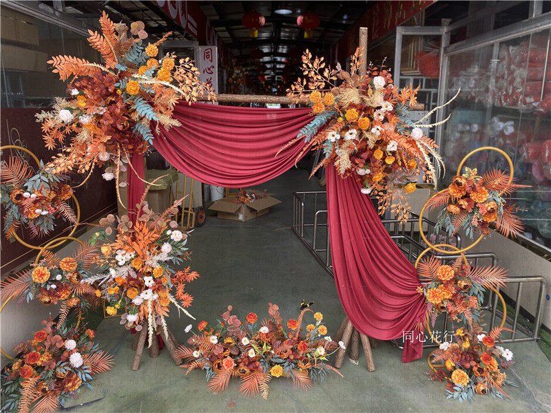婚礼挂花价格 婚礼挂花图片 星期三