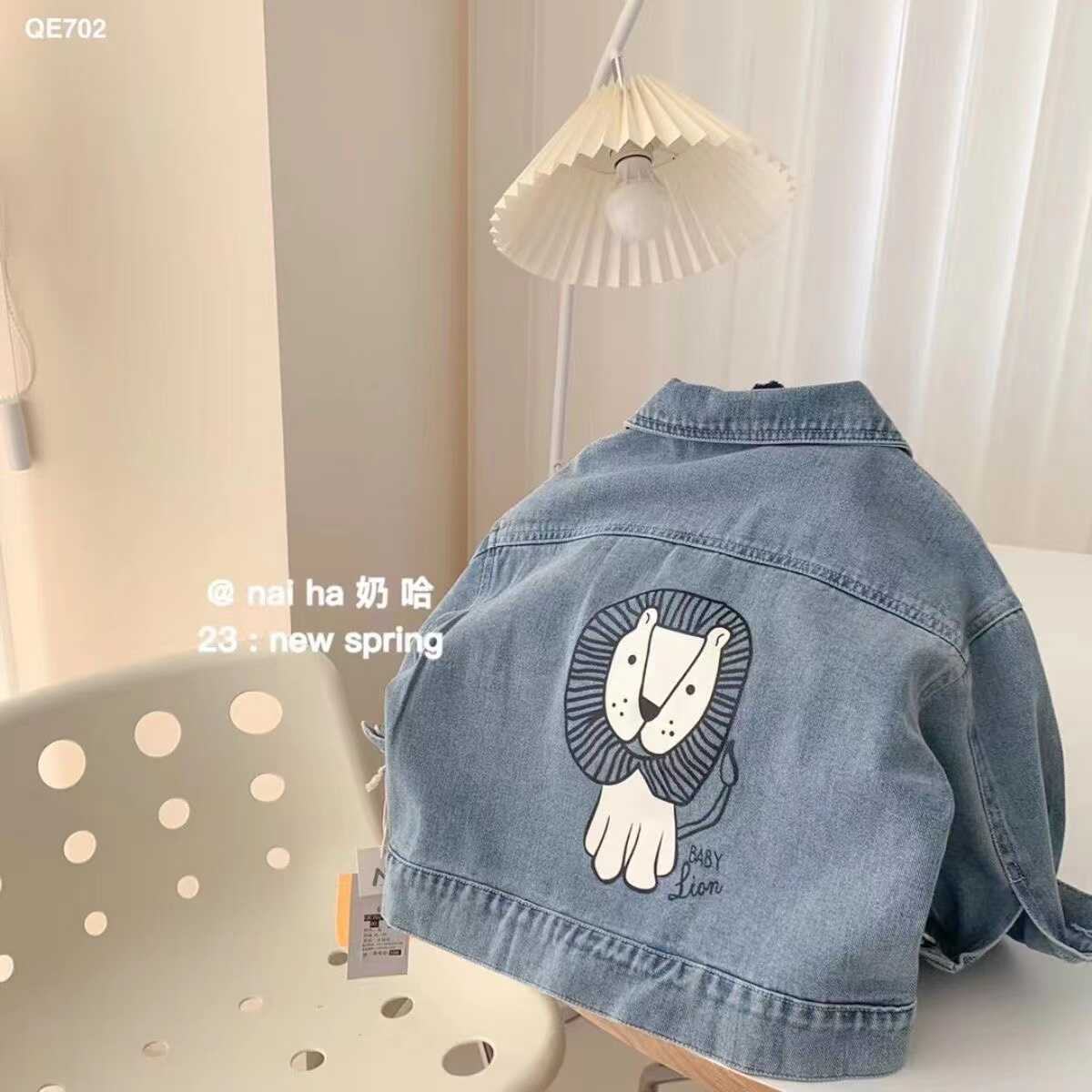 女童绣花翻领牛仔夹克外套