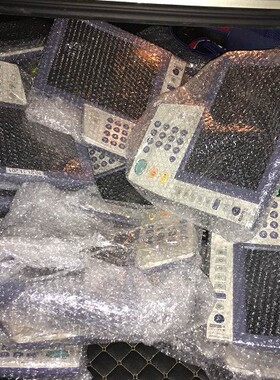 东芝5520C 6530C 5540C 6540C 6550C 5560C 6570C触摸屏目 液晶屏