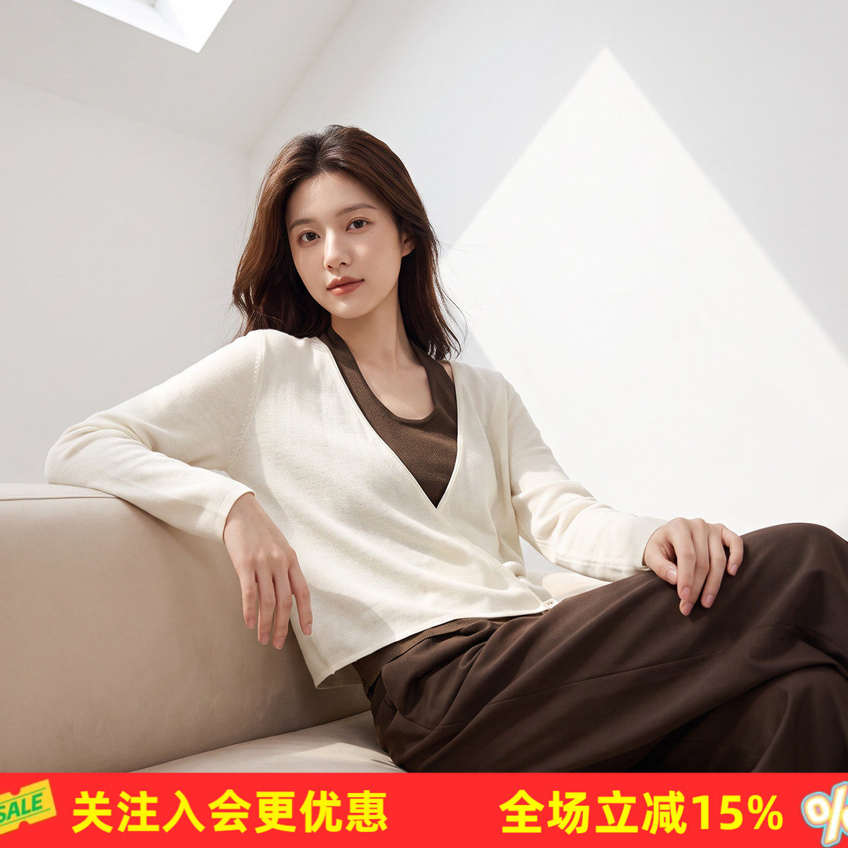 【绵羊毛混纺】温柔百搭挂脖撞色假两件秋冬新款气质女式羊毛衫