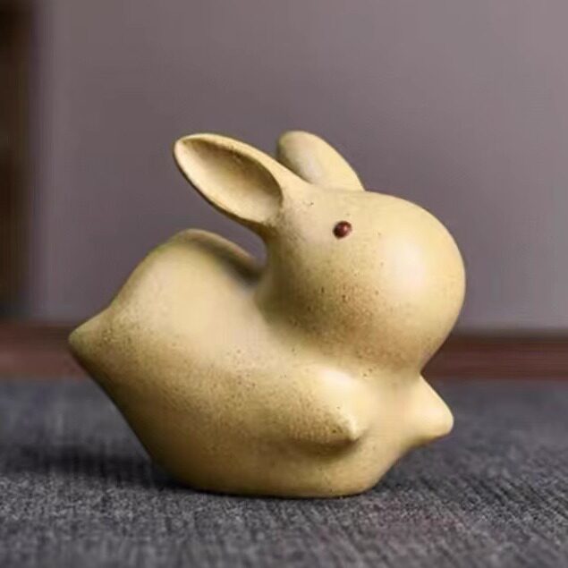 宜兴紫砂【玉兔飞扬】精品茶宠摆件新款可养招财小兔子茶玩装饰品