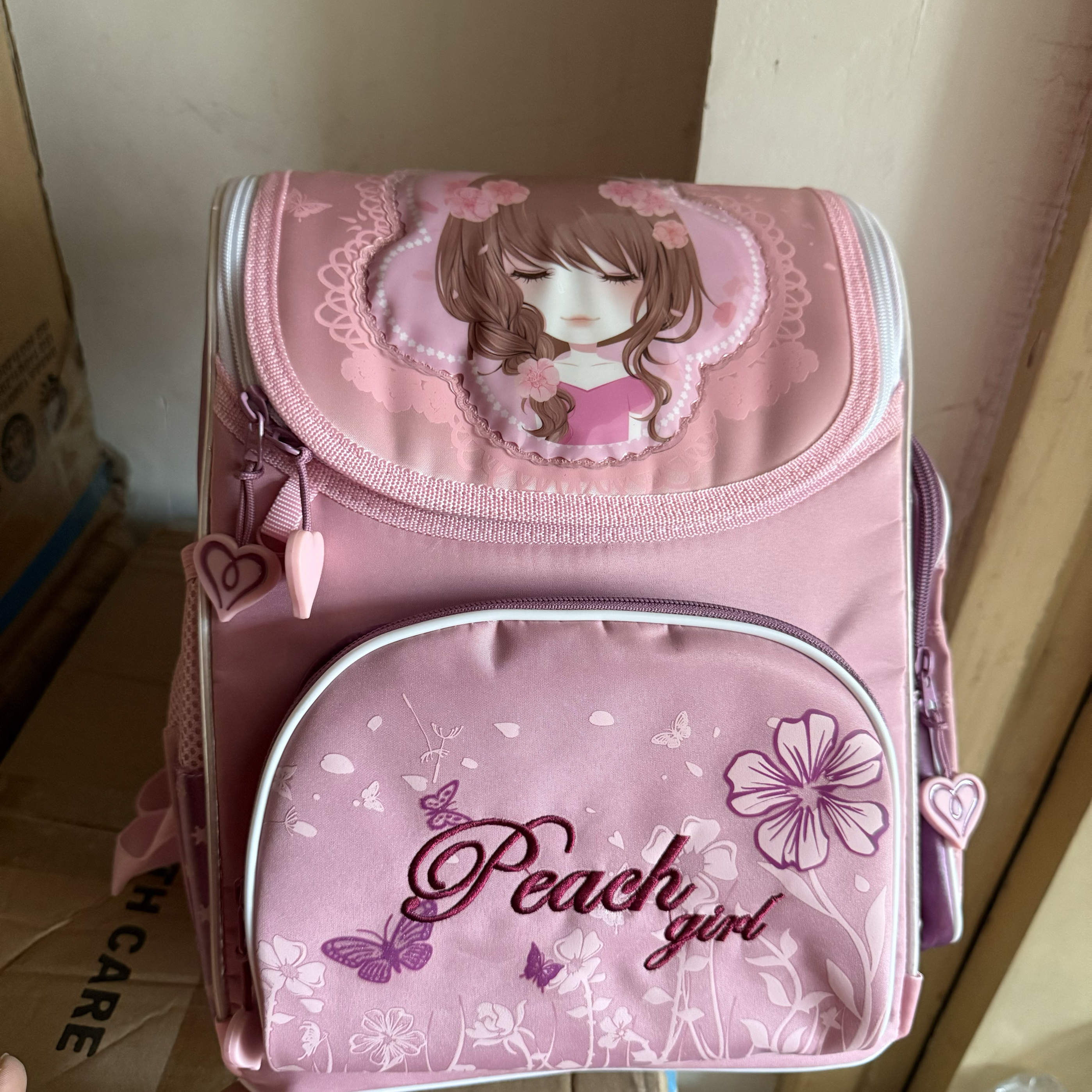 赔钱清货腾库房卡通可爱女孩减负护脊书包男孩炫酷个性背包双肩包