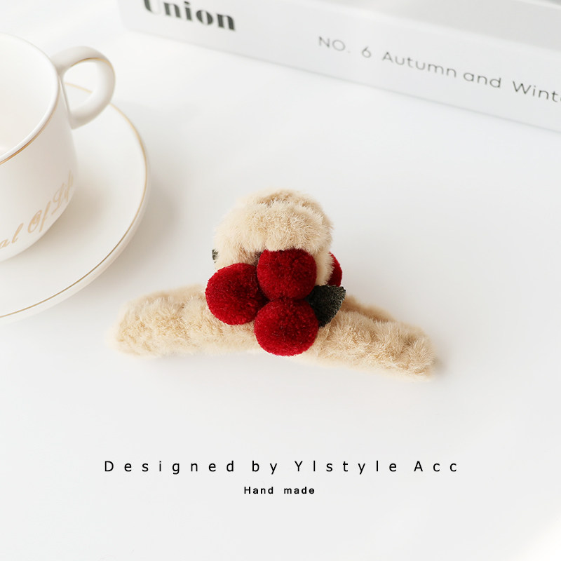 原创设计秋冬新款毛毛抓夹鲨鱼夹可爱撞色球球发卡发抓盘发夹子