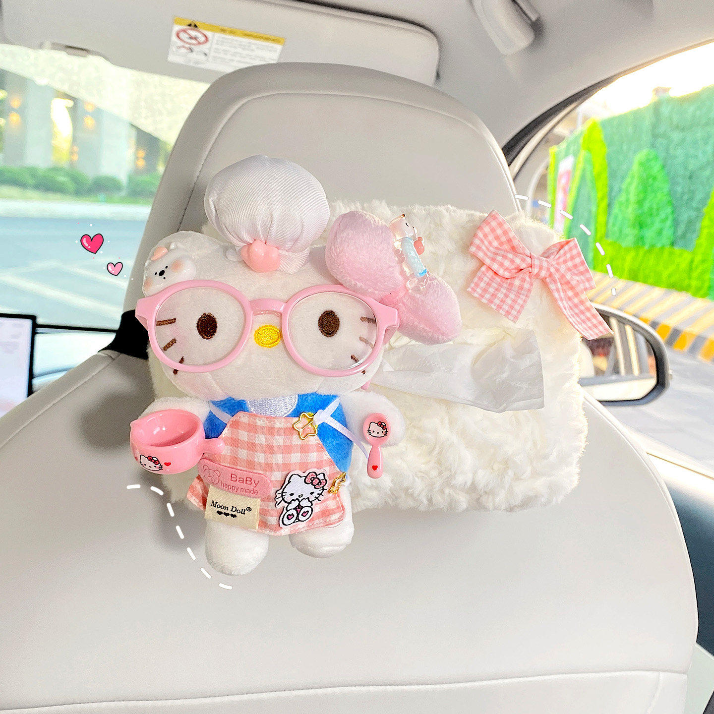 车载纸巾盒可爱创意Hellokitty座椅靠背毛绒抽纸盒汽车内饰用品女