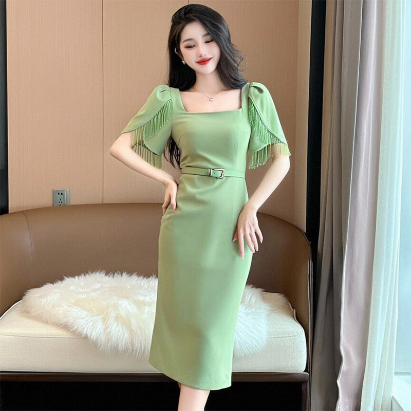 别致可爱大气绿色职业装包臀裙高档质感舒服连衣裙女夏高级感显瘦