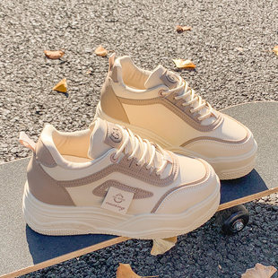 小个子厚底内增高早春板鞋女款2026新款百搭休闲正流行小白鞋34码