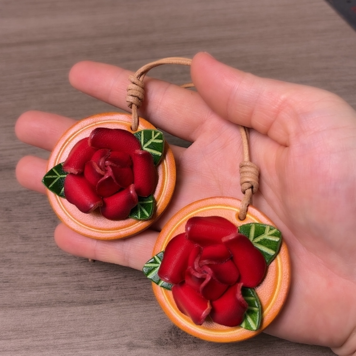 头层牛皮真皮玫瑰花挂件包包挂件一物一拍