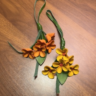 头层牛皮真皮花朵包挂汽车挂饰立体蝴蝶兰包宠车饰手工国铃兰花卉