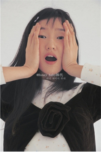 韩代潮牌freckle made复古丝绒玫瑰泡泡袖一字领花fever同款上衣