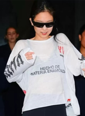 韩代潮牌RRR123金智妮jennie超薄柔软裂纹字母印花潮长袖女上衣