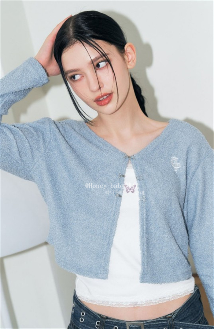 直邮正品明星开衫圆领短款外套