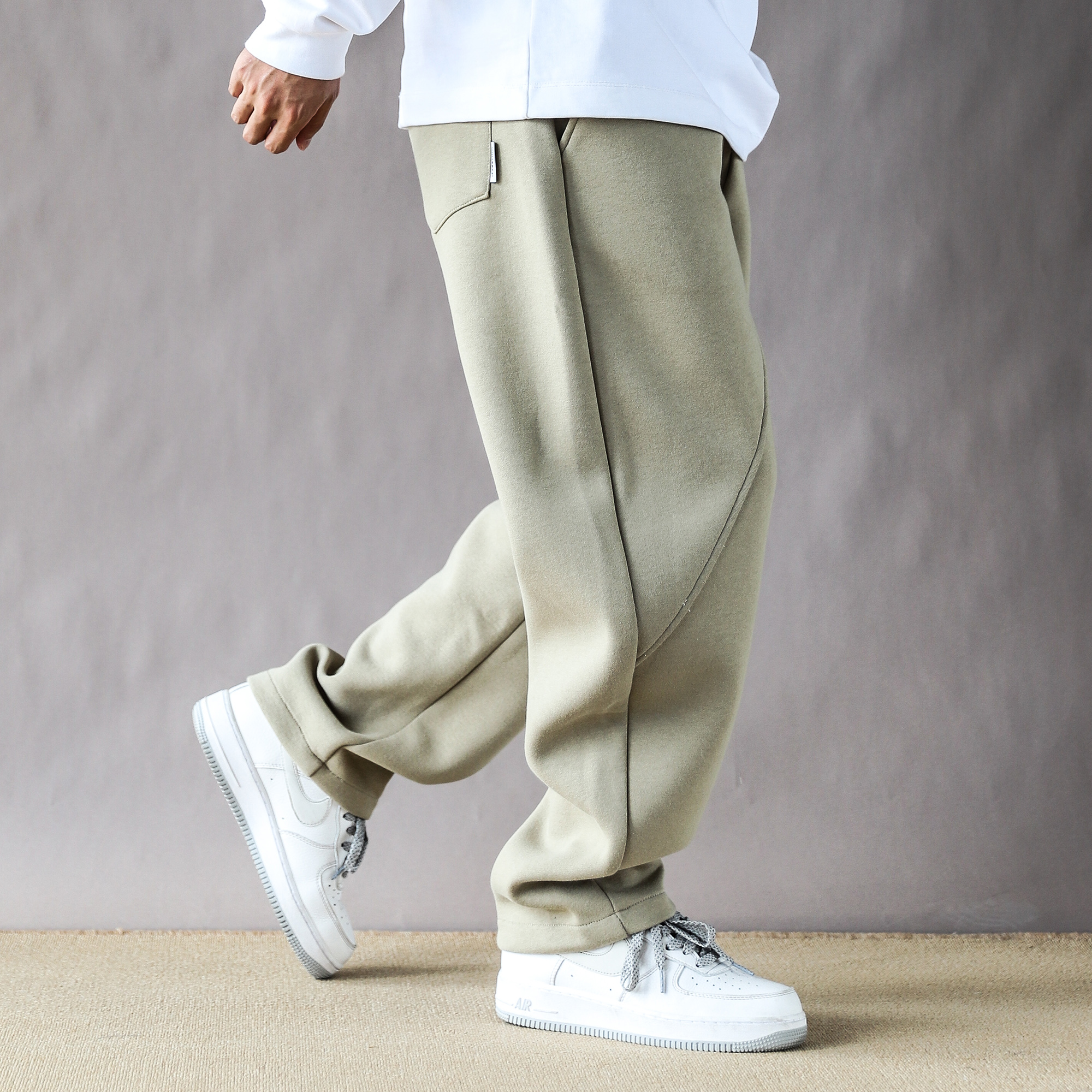 美式复古重磅卫裤男春秋潮牌宽松休闲2025新款直筒运动长裤子卡其