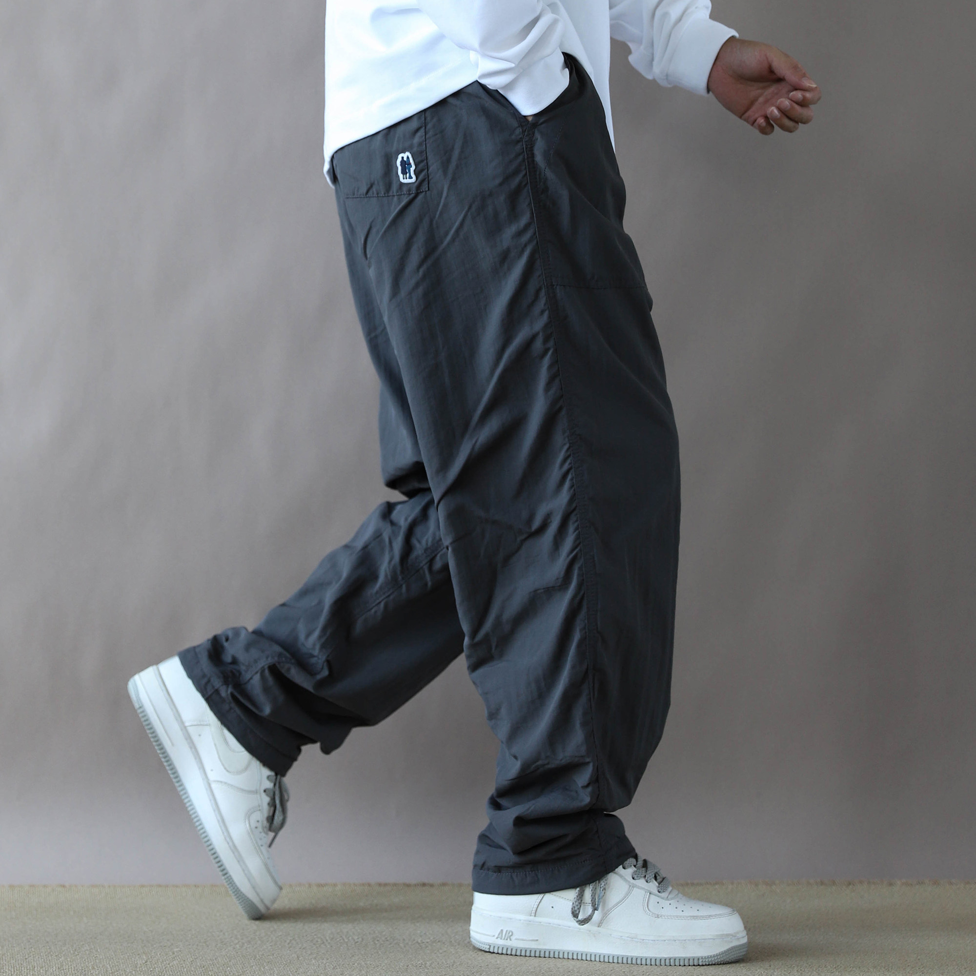 加绒加厚2025运动通勤风灰色宽松直筒长裤男帅气休闲裤简约美式,男装,休闲裤,淘宝优惠券,粉丝福利购,淘宝优惠卷