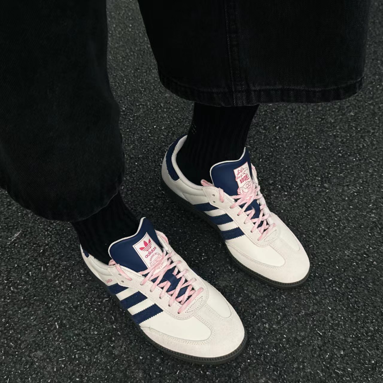 adidas originals x Disney/i迪士尼SAMBAOG舒适贴合德训鞋KH5899