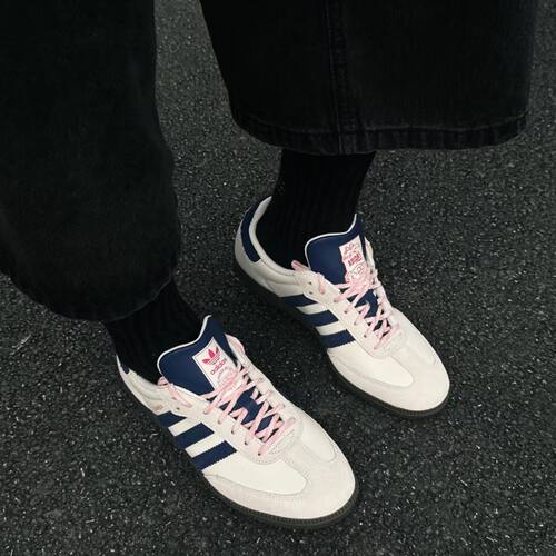 adidas originals x Disney/i迪士尼SAMBAOG舒适贴合德训鞋KH5899