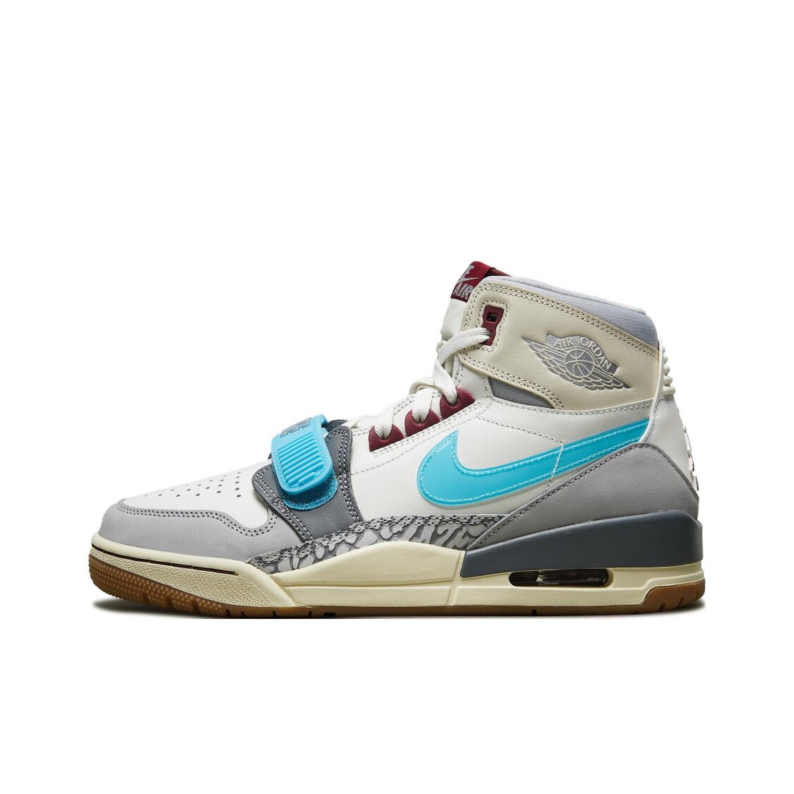Jordan Legacy312潮流防滑耐磨包裹轻便高帮复古篮球鞋男款白灰蓝