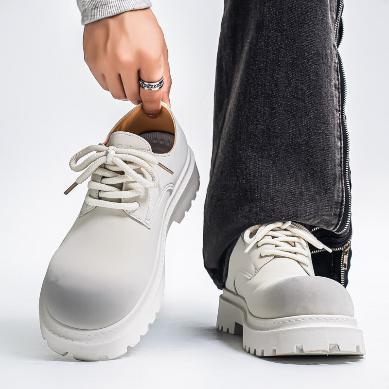 男鞋秋季英伦机车工装白色低帮马丁靴男士增高防滑耐磨大头德比鞋