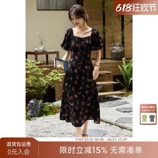 XWI欣未知性优雅法式方领连衣裙女夏季玫瑰印花今年流行的裙子