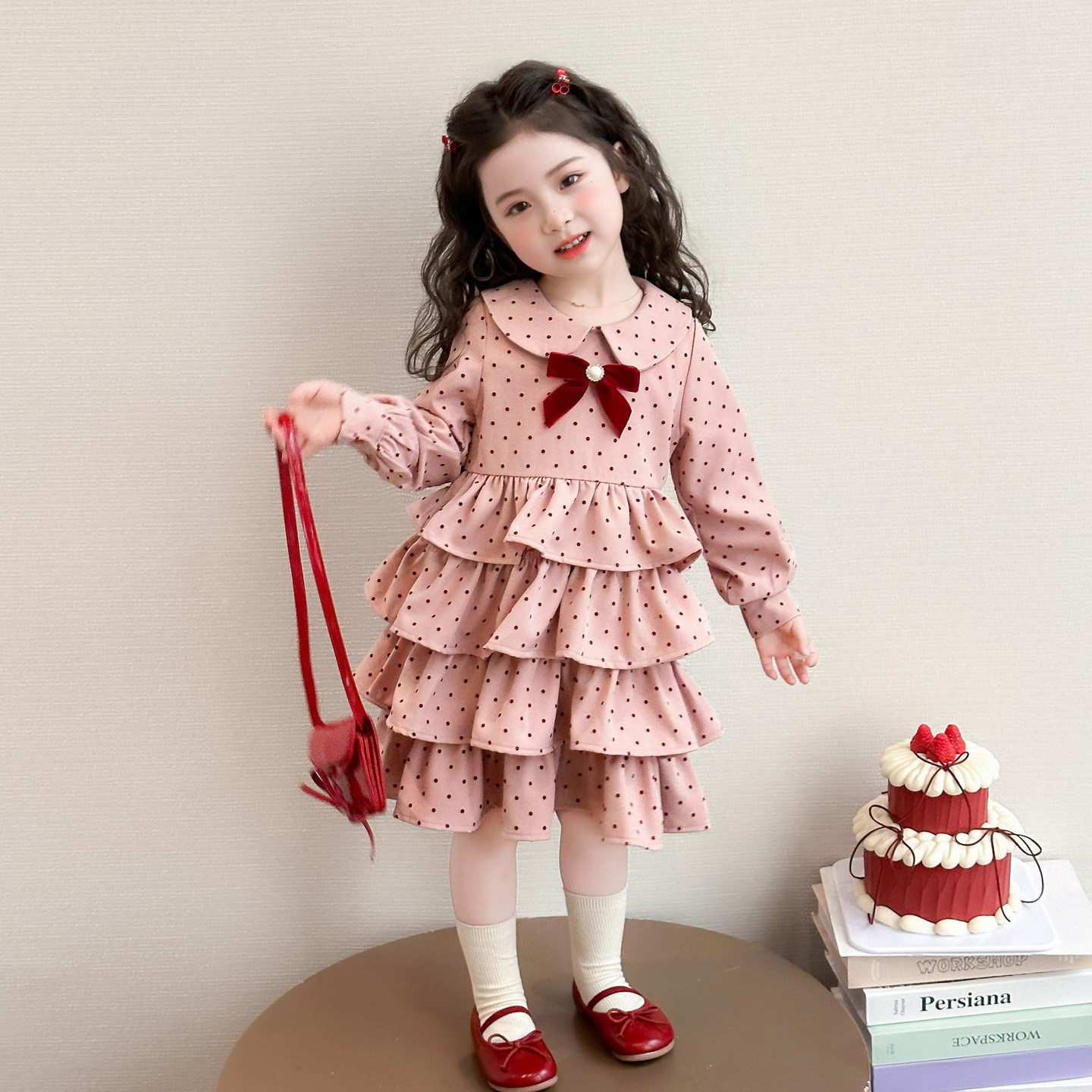 女童春秋款蓬蓬裙子春装2026新款儿童圆点春季连衣裙女宝宝公主裙