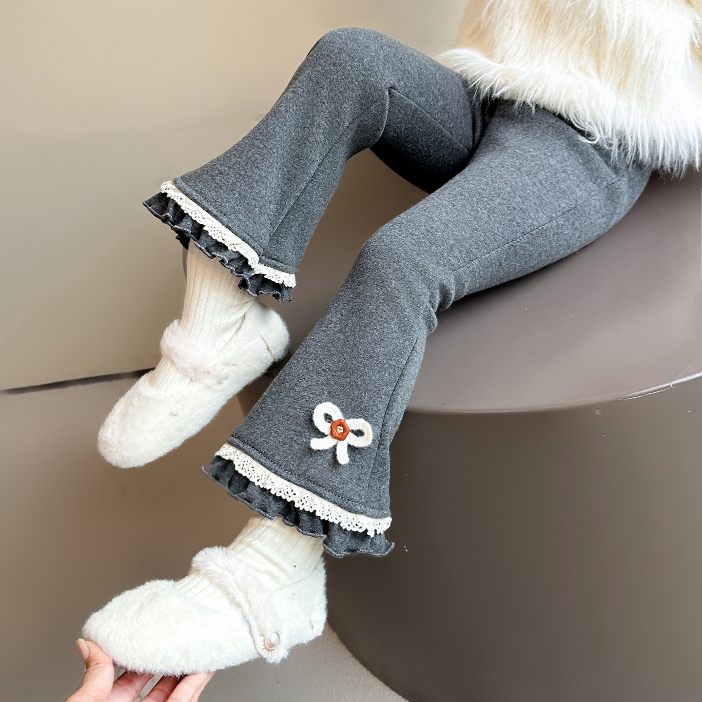 女童加绒裤子秋冬2025新款儿童花朵冬季加厚外穿宝宝一体绒喇叭裤,童装/婴儿装/亲子装,裤子,淘宝优惠券,粉丝福利购,淘宝优惠卷