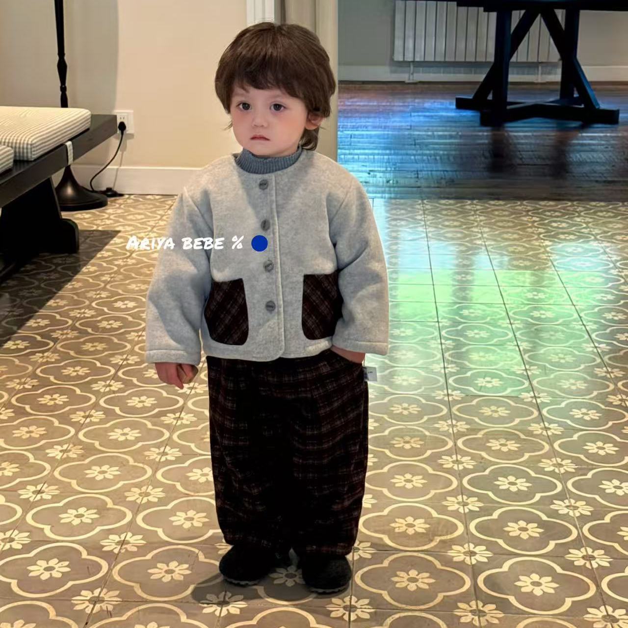 深秋上新灰色特卖针织衫