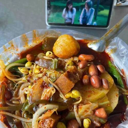 新疆包邮河南新乡糖醋麻辣烫 产地直发懒人食品即食麻辣小火锅 酸