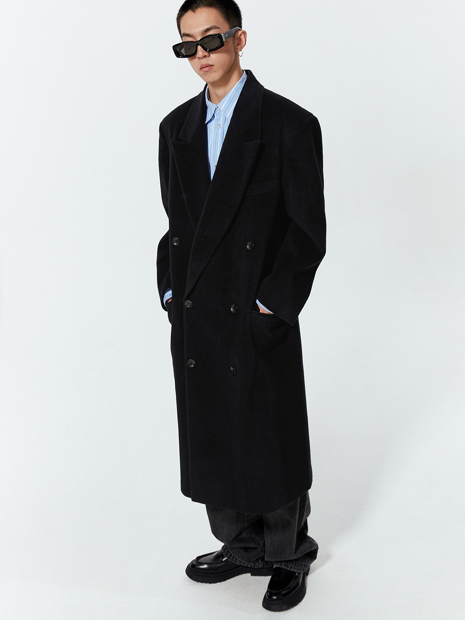 长款羊毛呢料冬季双排扣呢大衣