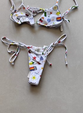 for love lemons白色印花比基尼分体泳衣海边度假