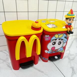 麦当劳垃圾桶2025新款家用客厅带盖脚踏式创意高颜值儿童房间卧室
