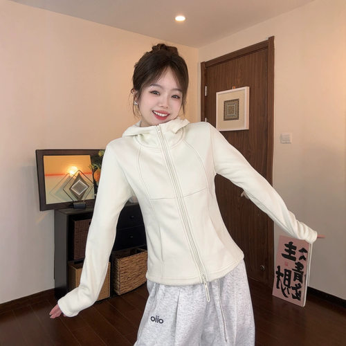 2026荷荷巴油润肤连帽外套女修身