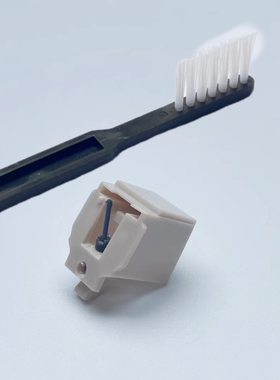 替代动磁铁三ATN3600L AT-LP60唱盘的替代 1个唱针带白刷子