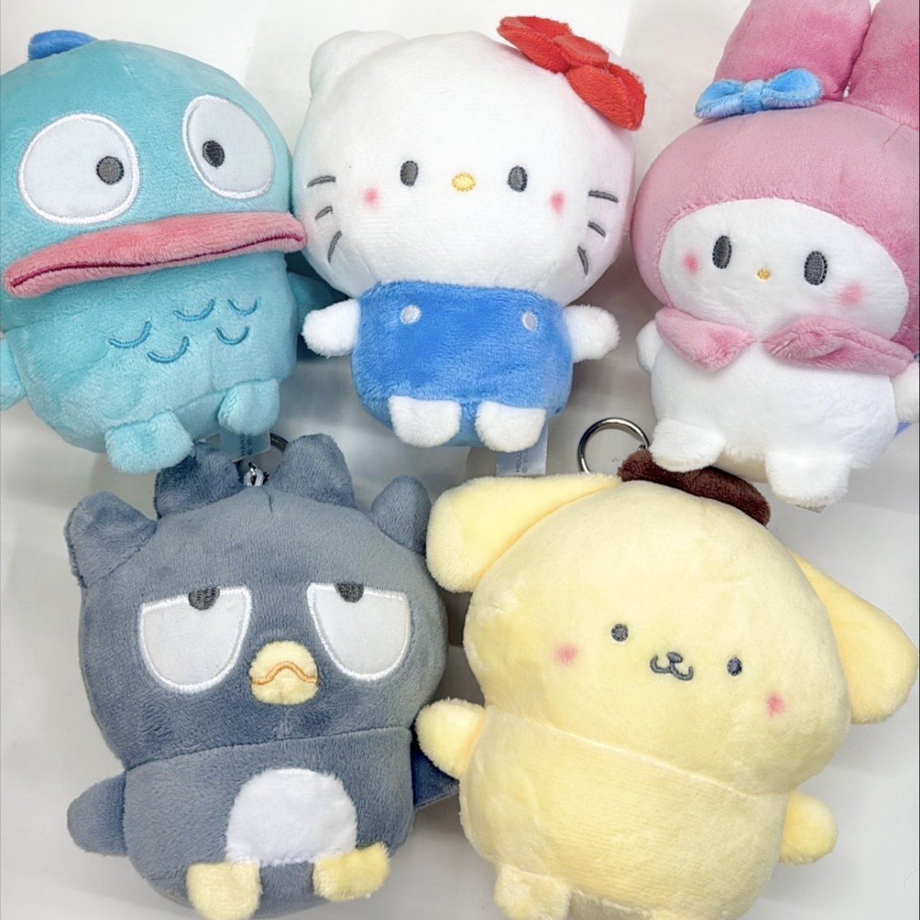 现货 日本三丽鸥豆豆眼胖乎乎毛绒玩偶公仔钥匙扣挂件kitty布丁狗,模玩/动漫/周边/娃圈三坑/桌游,动漫毛绒/抱枕/坐垫,淘宝优惠券,粉丝福利购,淘宝优惠卷