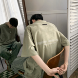 豆绿色