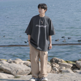 深灰色