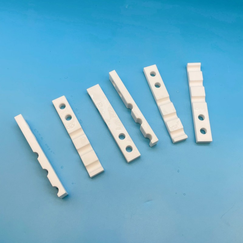 氧化铝陶瓷条 多孔陶瓷绝缘条 宜兴工业陶瓷 镀膜机陶瓷配件